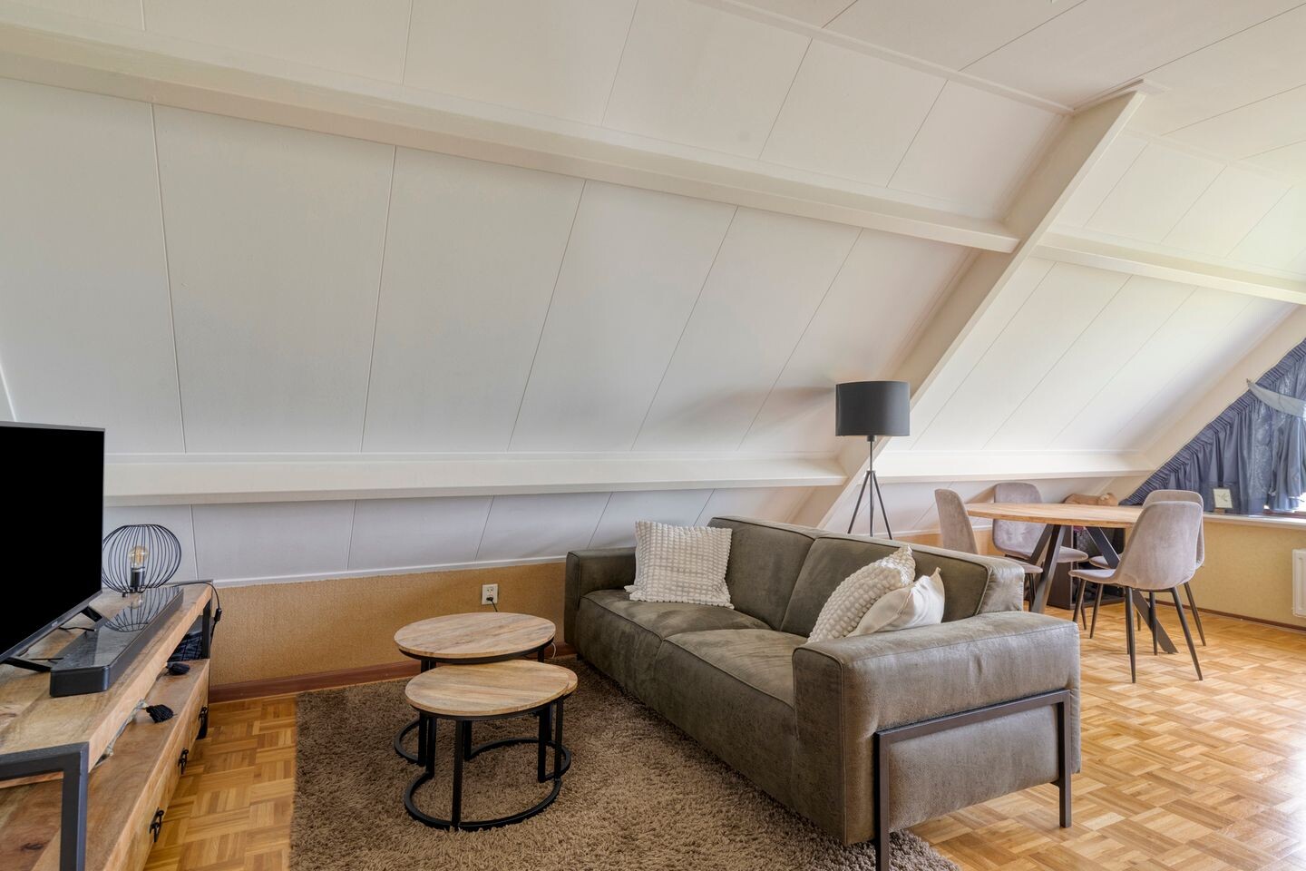 Vrijstaande woning te koop: Hornstraat 18, Oterleek