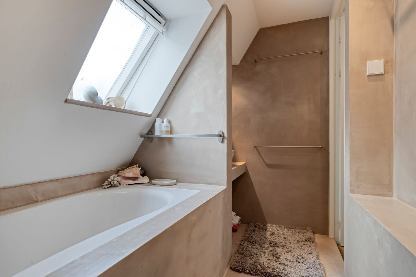 Vrijstaande woning te koop: Scheepjeserf 8, Grootschermer