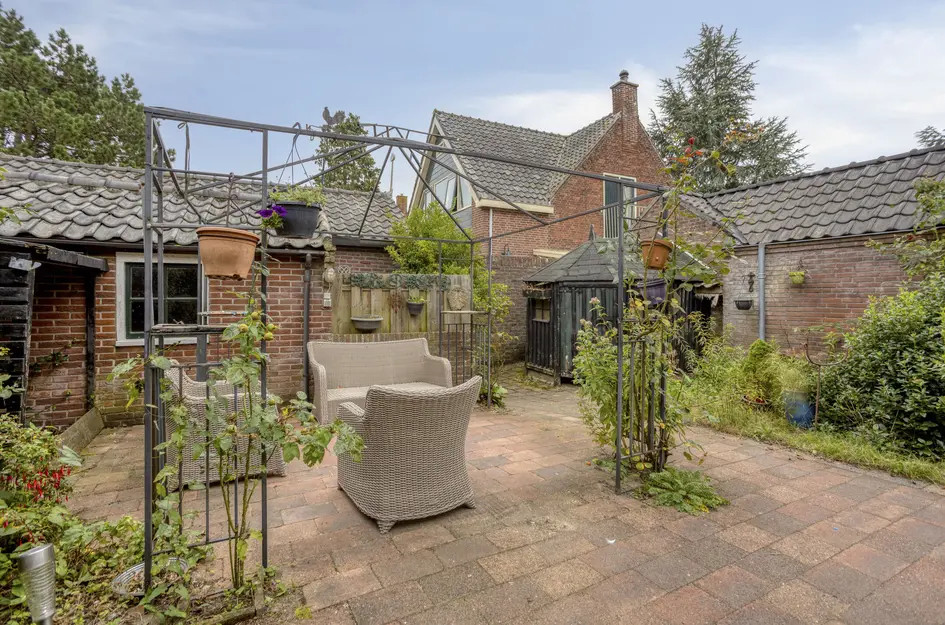 Twee-onder-één-kap te koop: Spoorlaan 13, Heiloo