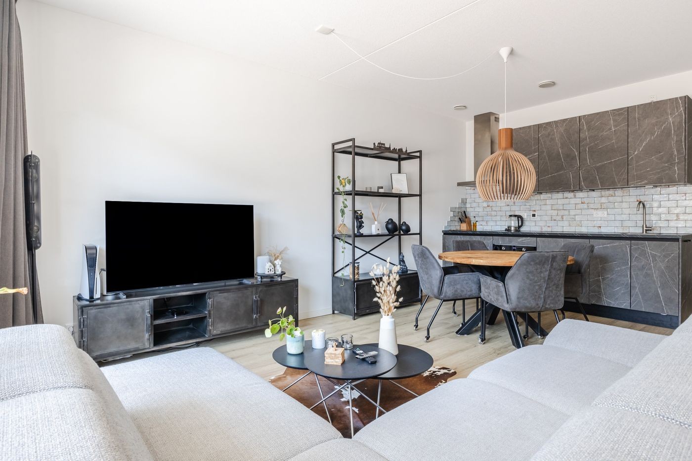 Appartement te koop: Van Aostastraat 1B, Heiloo