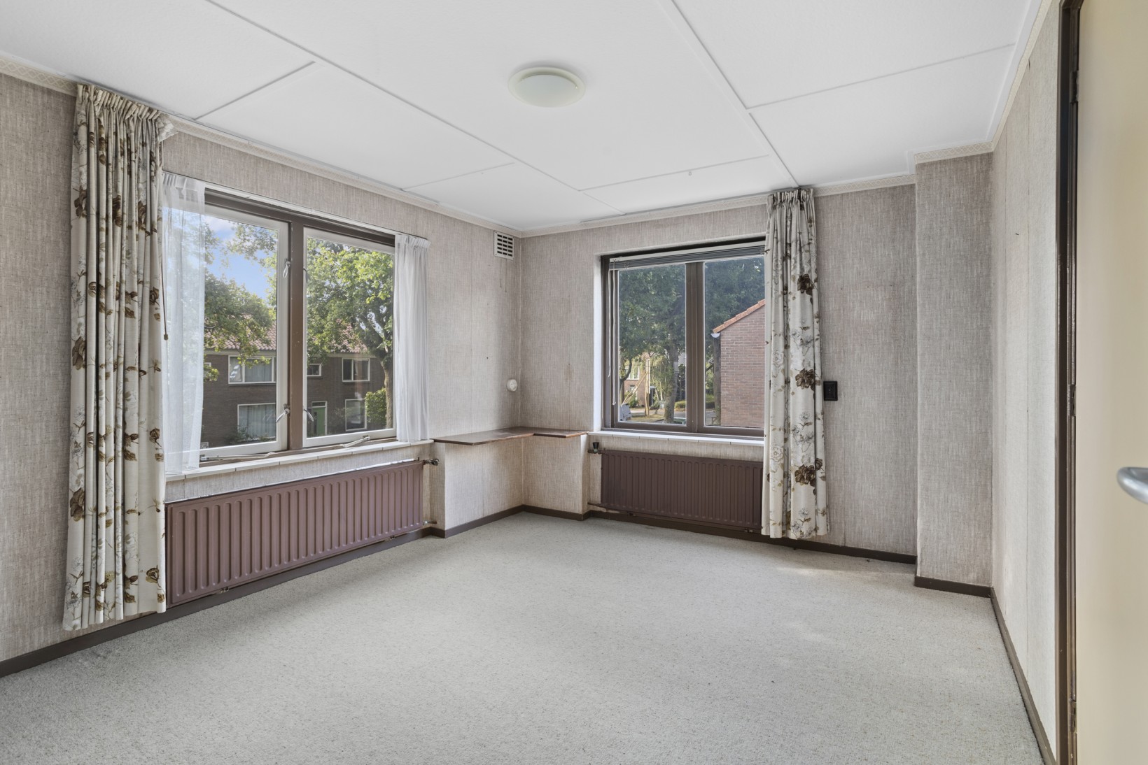 Twee-onder-één-kap te koop: Breedelaan 18, Heiloo