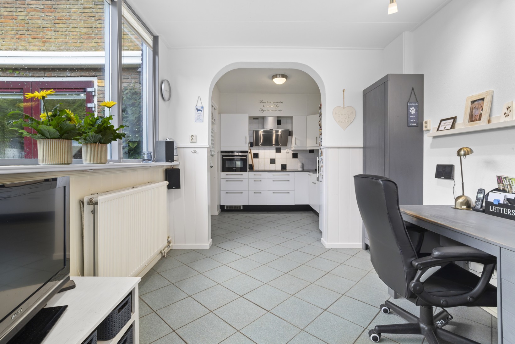 Twee-onder-één-kap te koop: Kennemerstraatweg 221, Heiloo