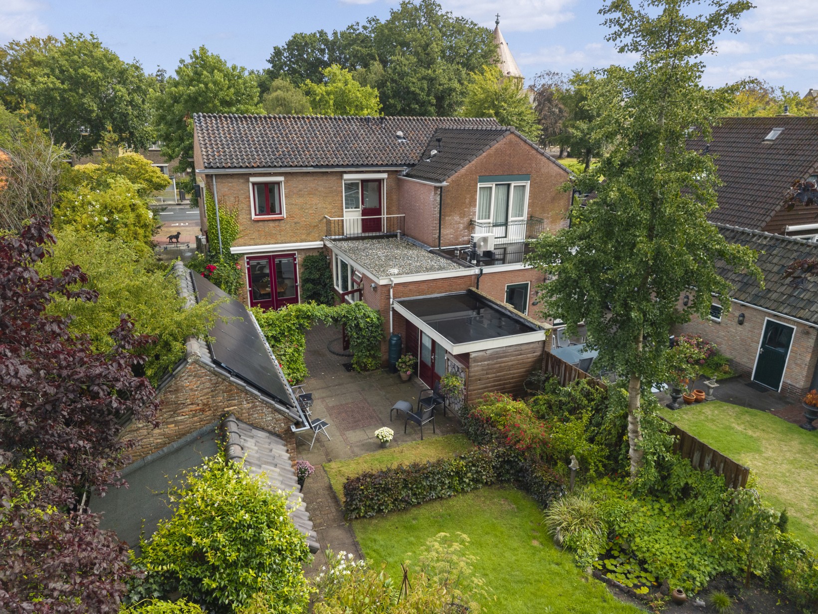Twee-onder-één-kap te koop: Kennemerstraatweg 221, Heiloo