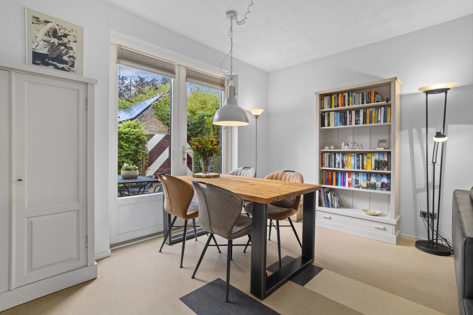 Twee-onder-één-kap te koop: Kennemerstraatweg 221, Heiloo