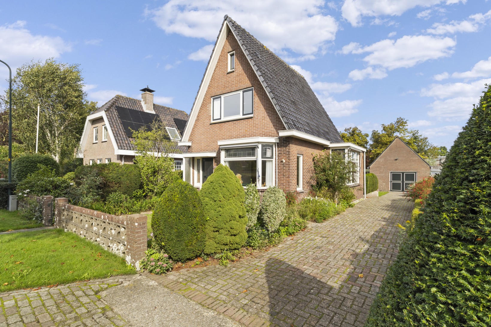 Vrijstaande woning te koop: Kapellaan 3A, Heiloo