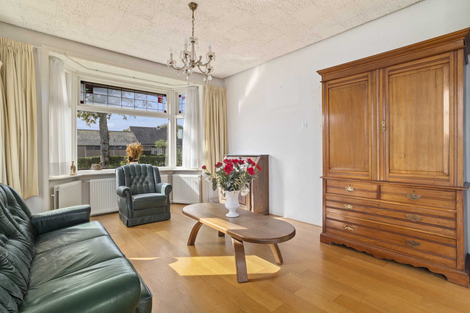 Vrijstaande woning te koop: Kapellaan 3A, Heiloo