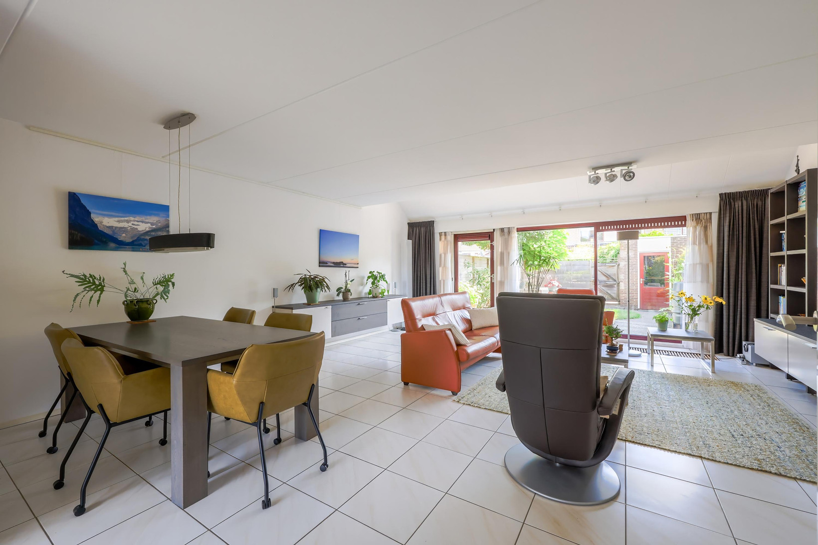 Hoekwoning te koop: De Sonneveld 15, Heiloo