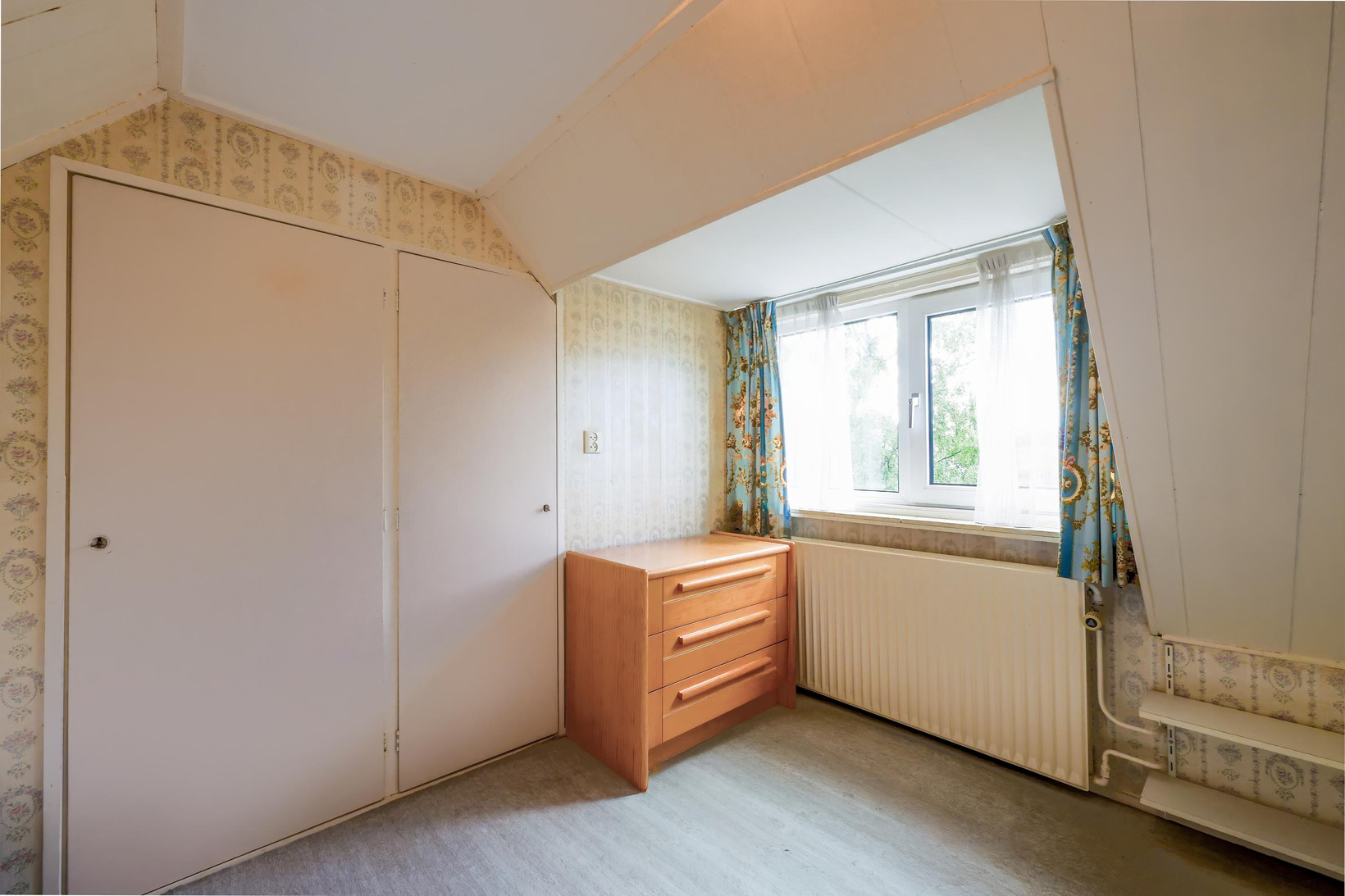 Twee-onder-één-kap te koop: Arklaan 3, Heiloo