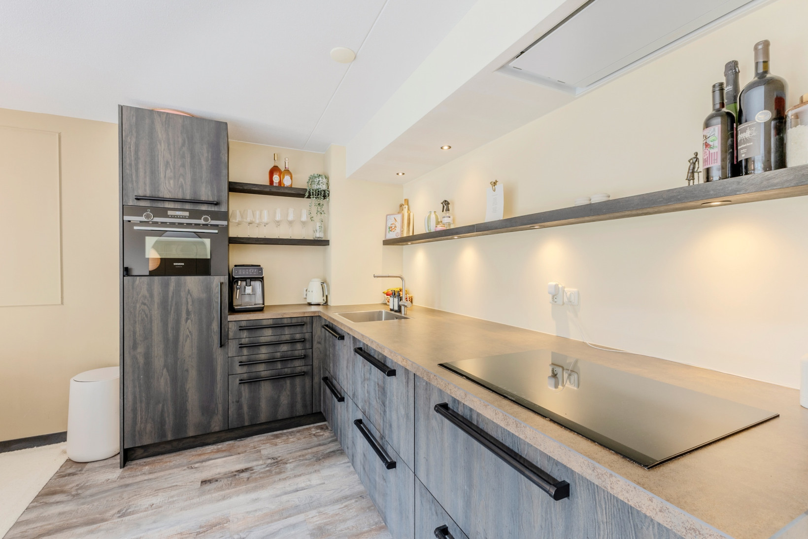 Appartement te koop: Wethouder Tomsonbos 63, Heiloo