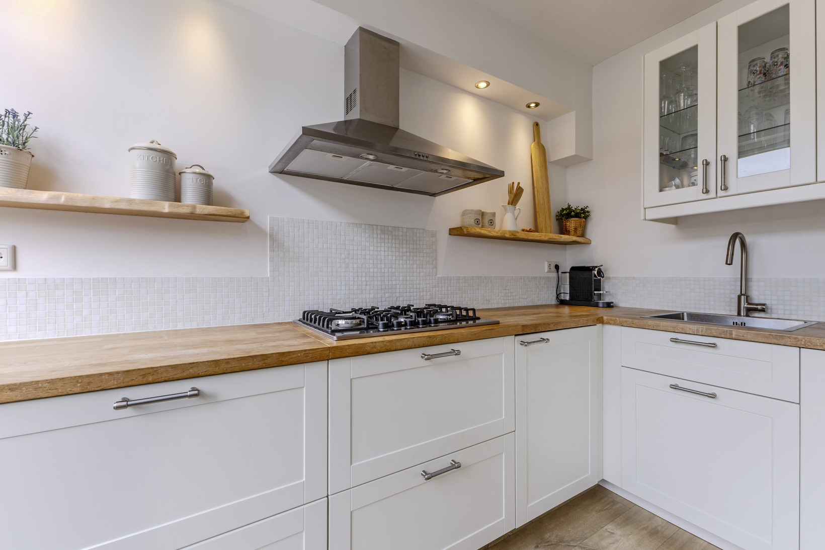 Tussenwoning te koop: Vrieswijk 55, Heiloo