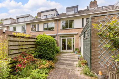 Boekenstein 19