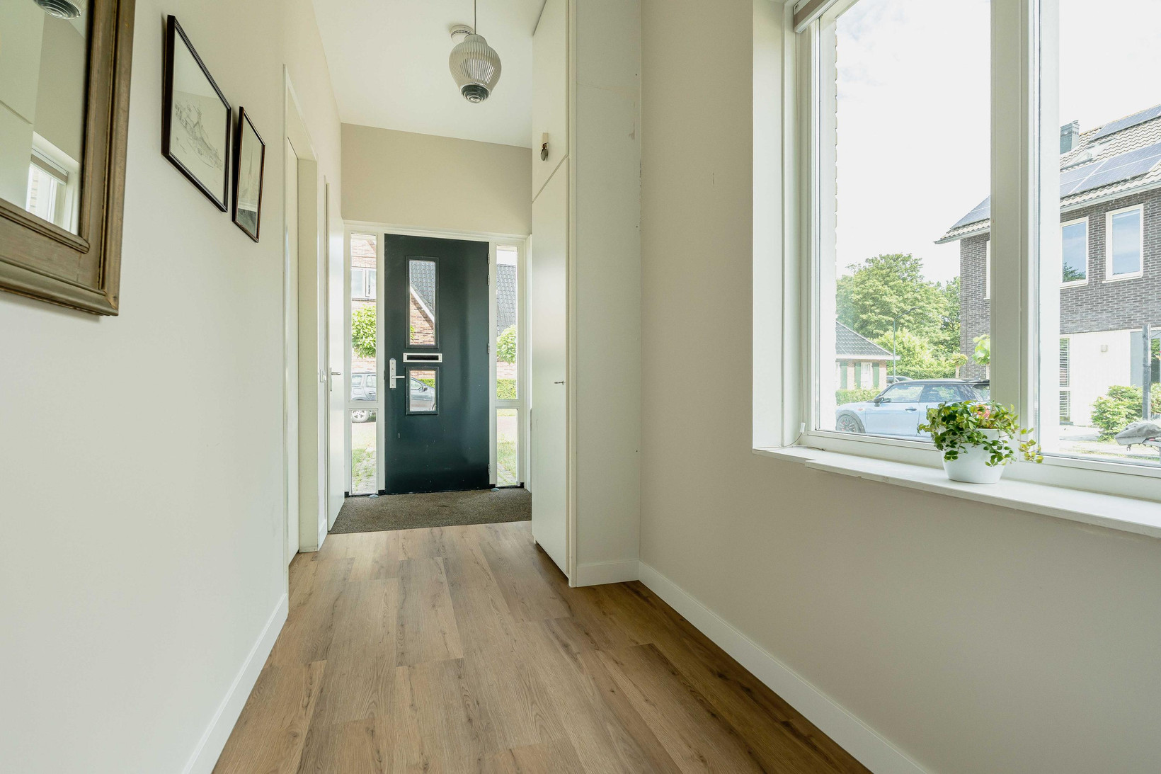 Tussenwoning te koop: Spiegellaan 12, Heiloo
