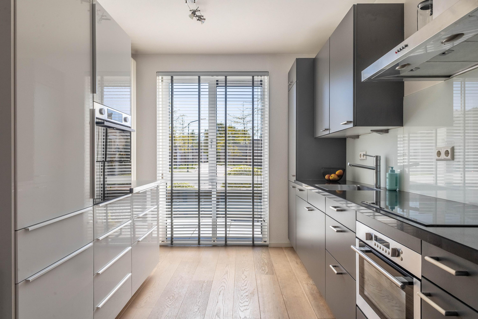 Tussenwoning te koop: Spiegellaan 83, Heiloo