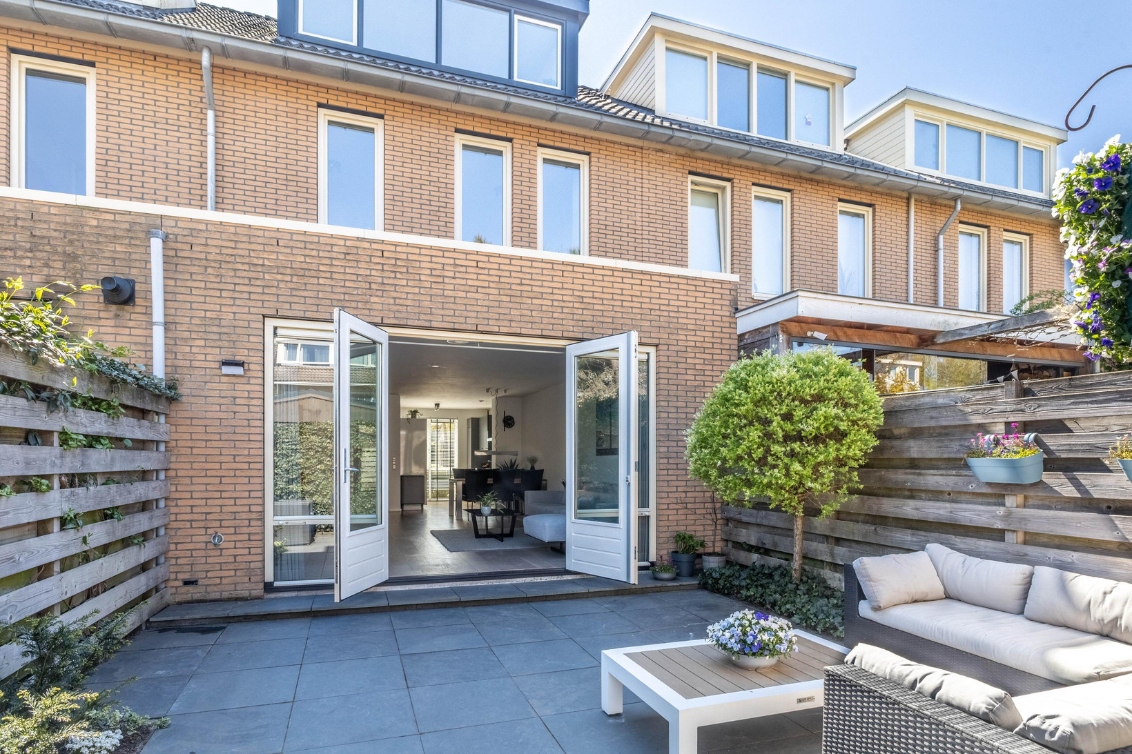 Tussenwoning te koop: Spiegellaan 83, Heiloo