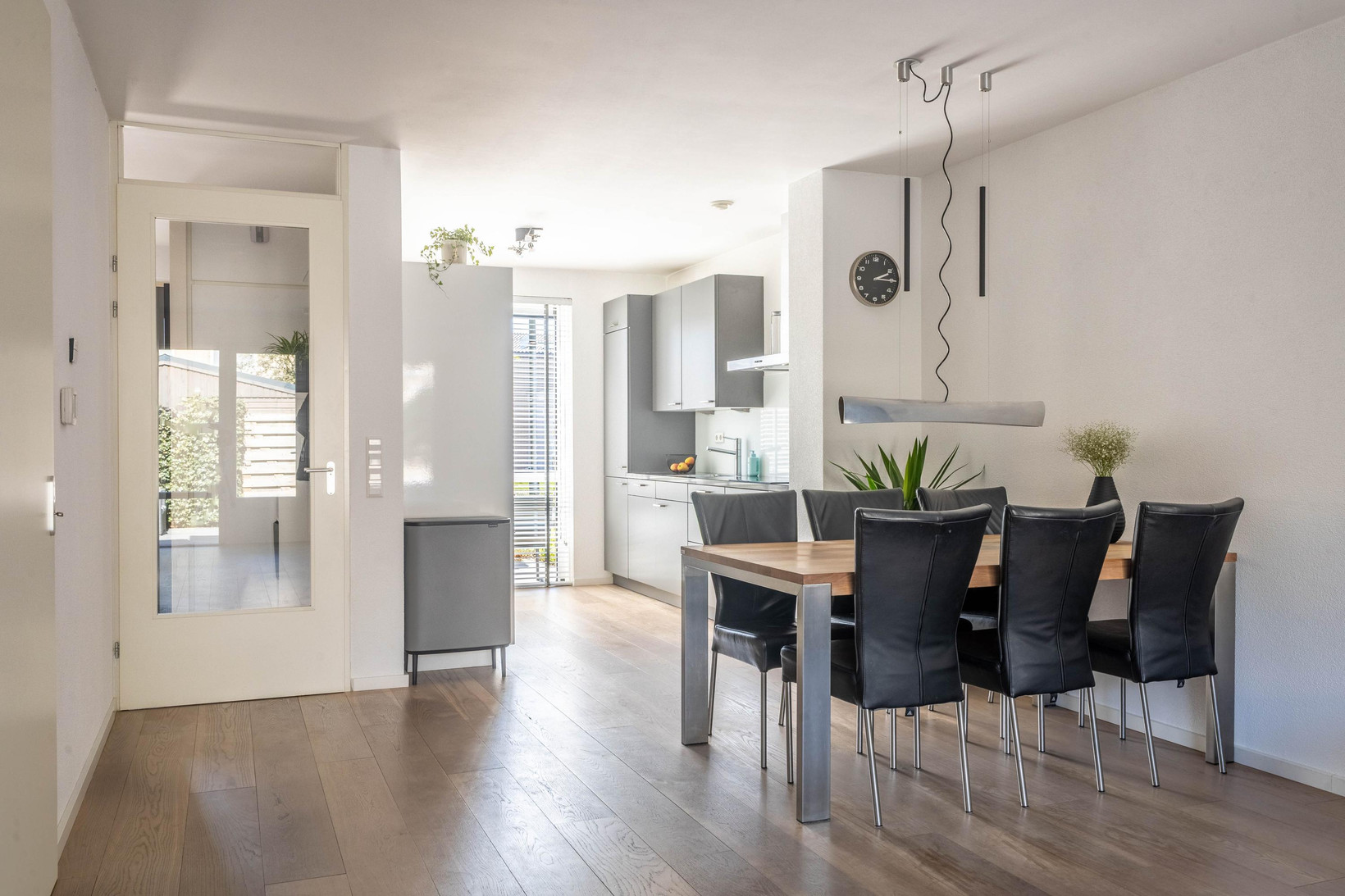 Tussenwoning te koop: Spiegellaan 83, Heiloo