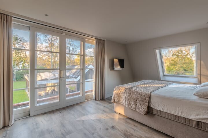 Vrijstaande woning te koop: Komlaan 21, Bergen (Nh)