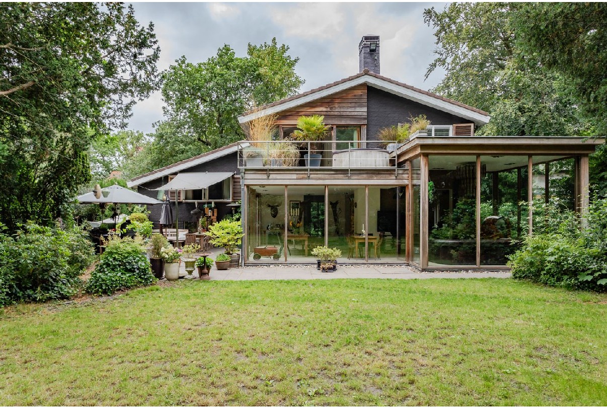 Vrijstaande woning te koop: Komlaan 5, Bergen (Nh)