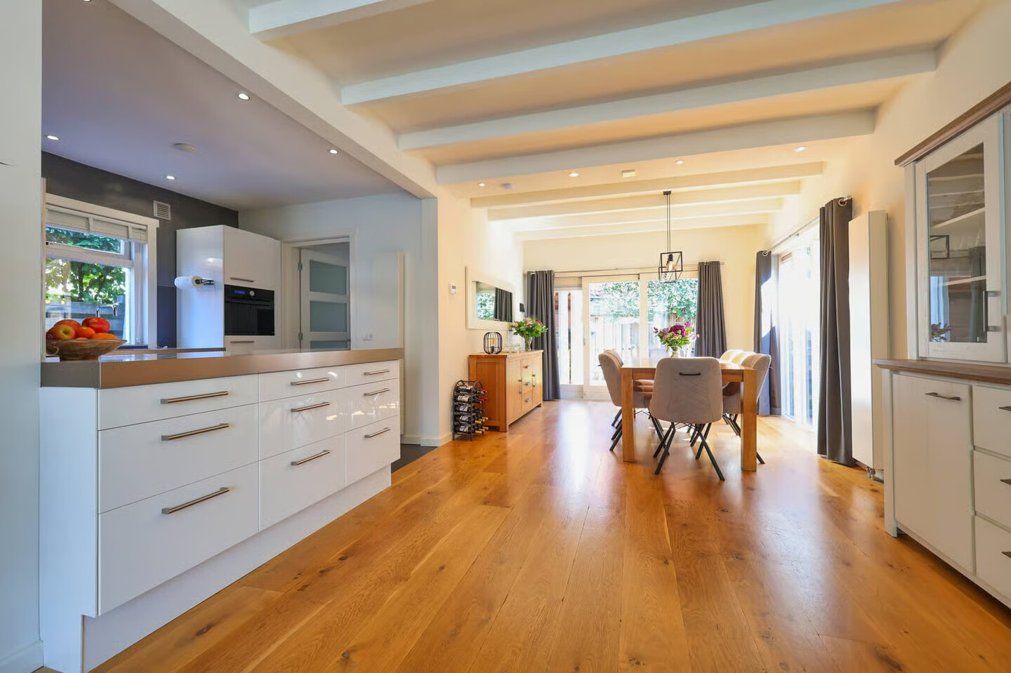 Vrijstaande woning te koop: Dorpsstraat 85, Bergen (Nh)