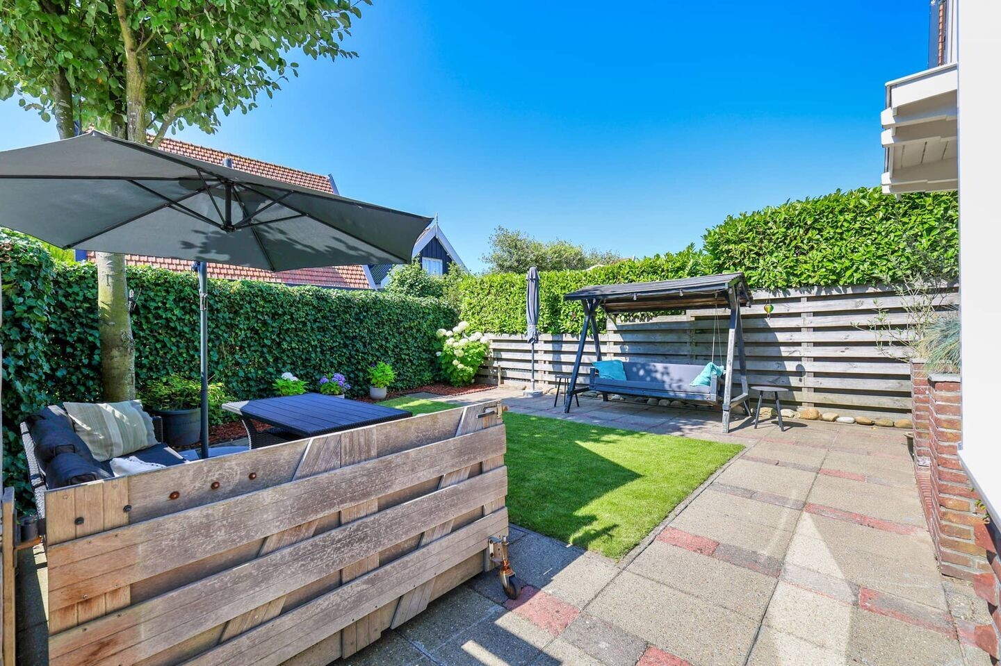 Vrijstaande woning te koop: Dorpsstraat 85, Bergen (Nh)