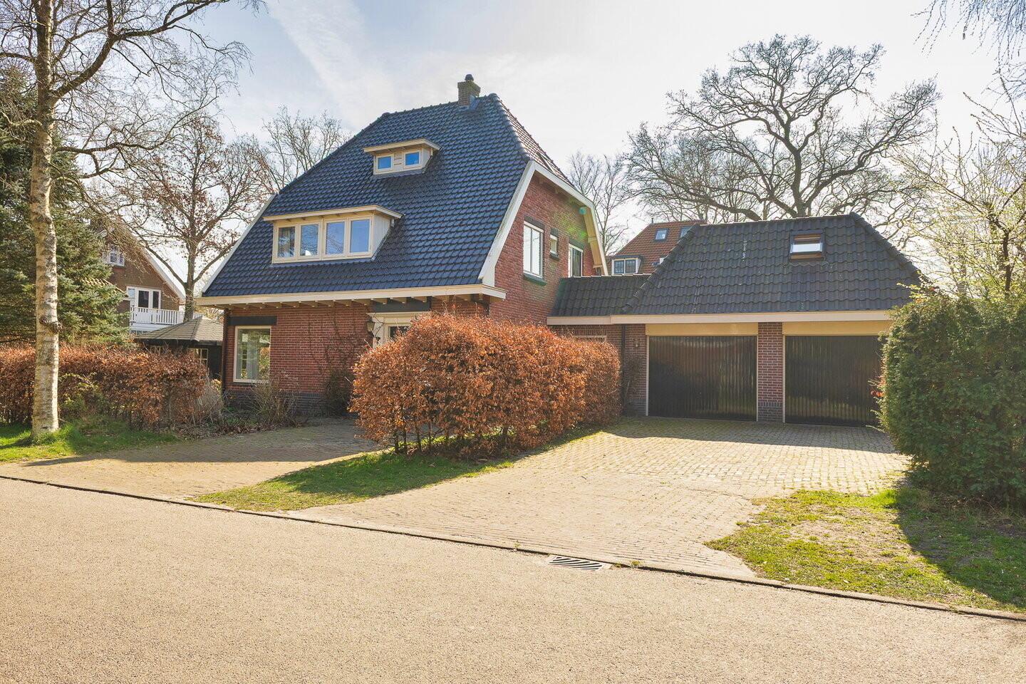 Vrijstaande woning te koop: Ruïnelaan 32, Bergen (Nh)