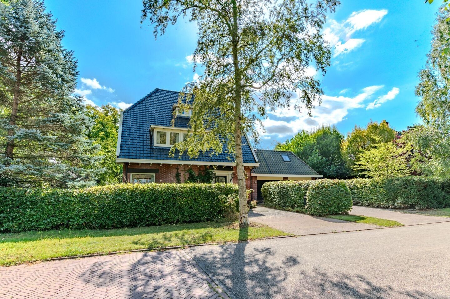 Vrijstaande woning te koop: Ruïnelaan 32, Bergen (Nh)