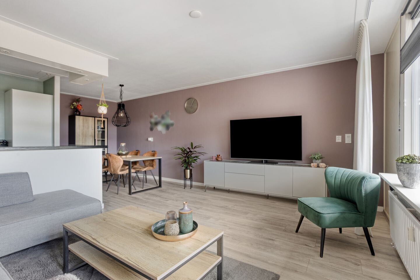 Appartement te koop: C.F. Smeetslaan 54, Castricum