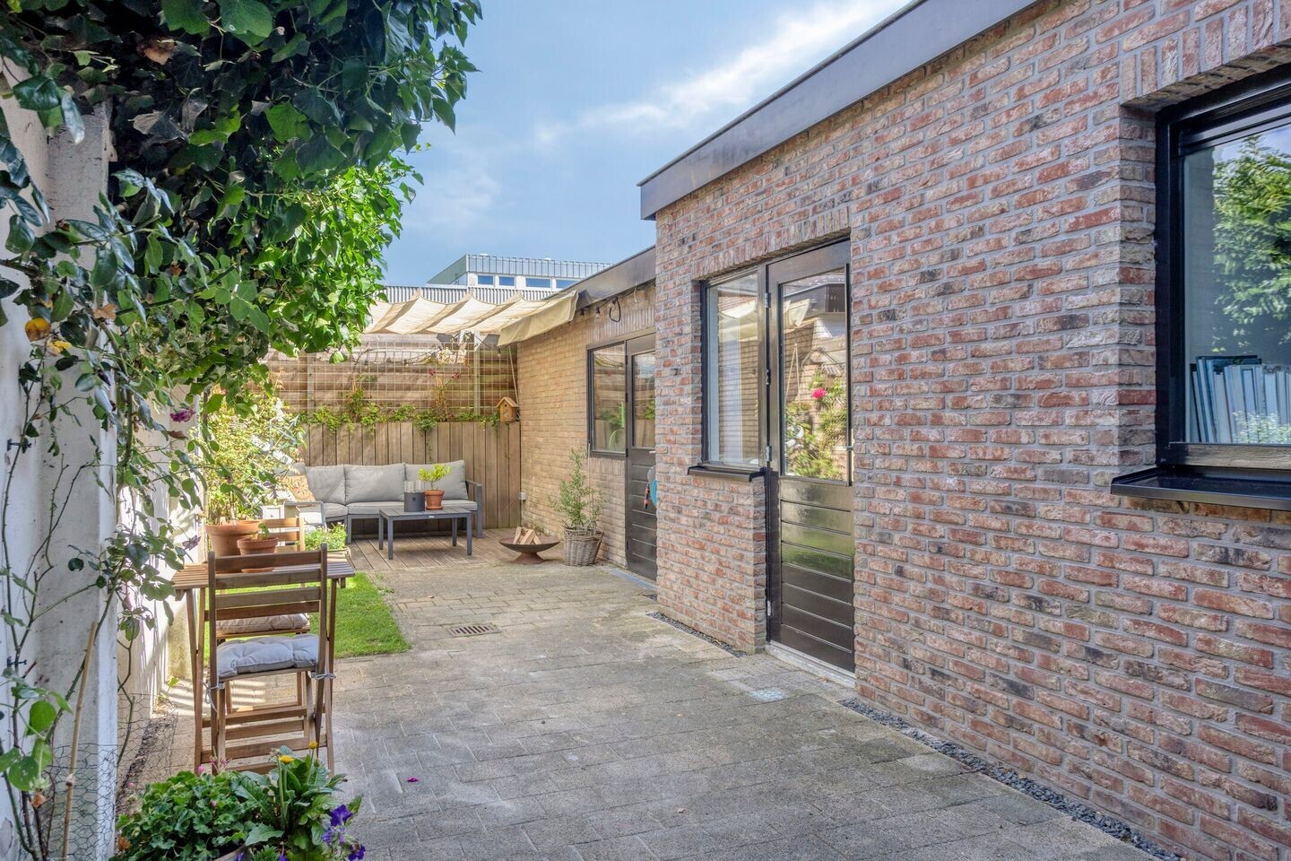 Tussenwoning te koop: Beverwijkerstraatweg 14, Castricum