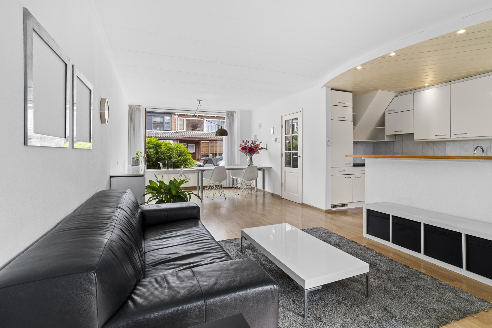 Tussenwoning te koop: Goudenregenlaan 21, Castricum