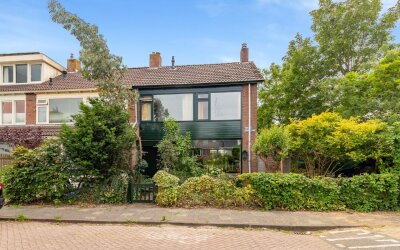 Eerste Groe. 15