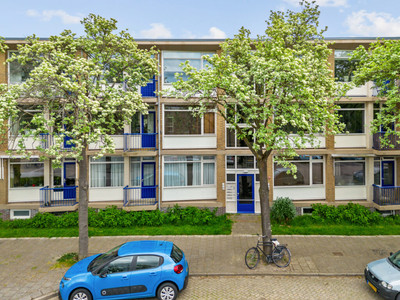 Admiraal de Ruyterlaan 89