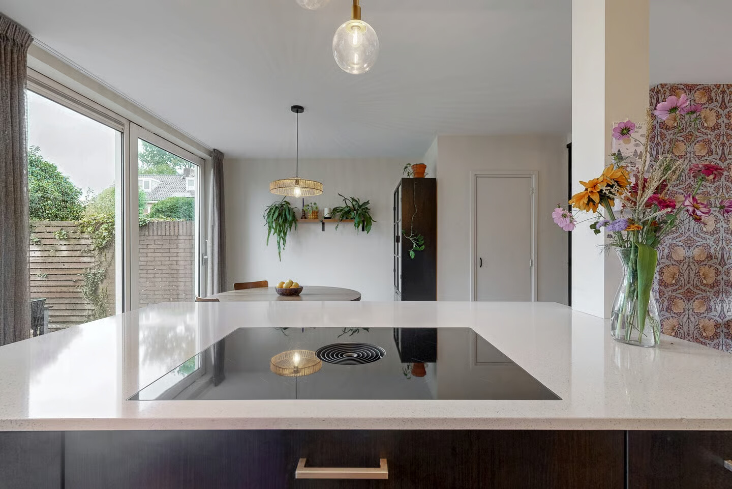 Tussenwoning te koop: Rooseveltlaan 6, Castricum