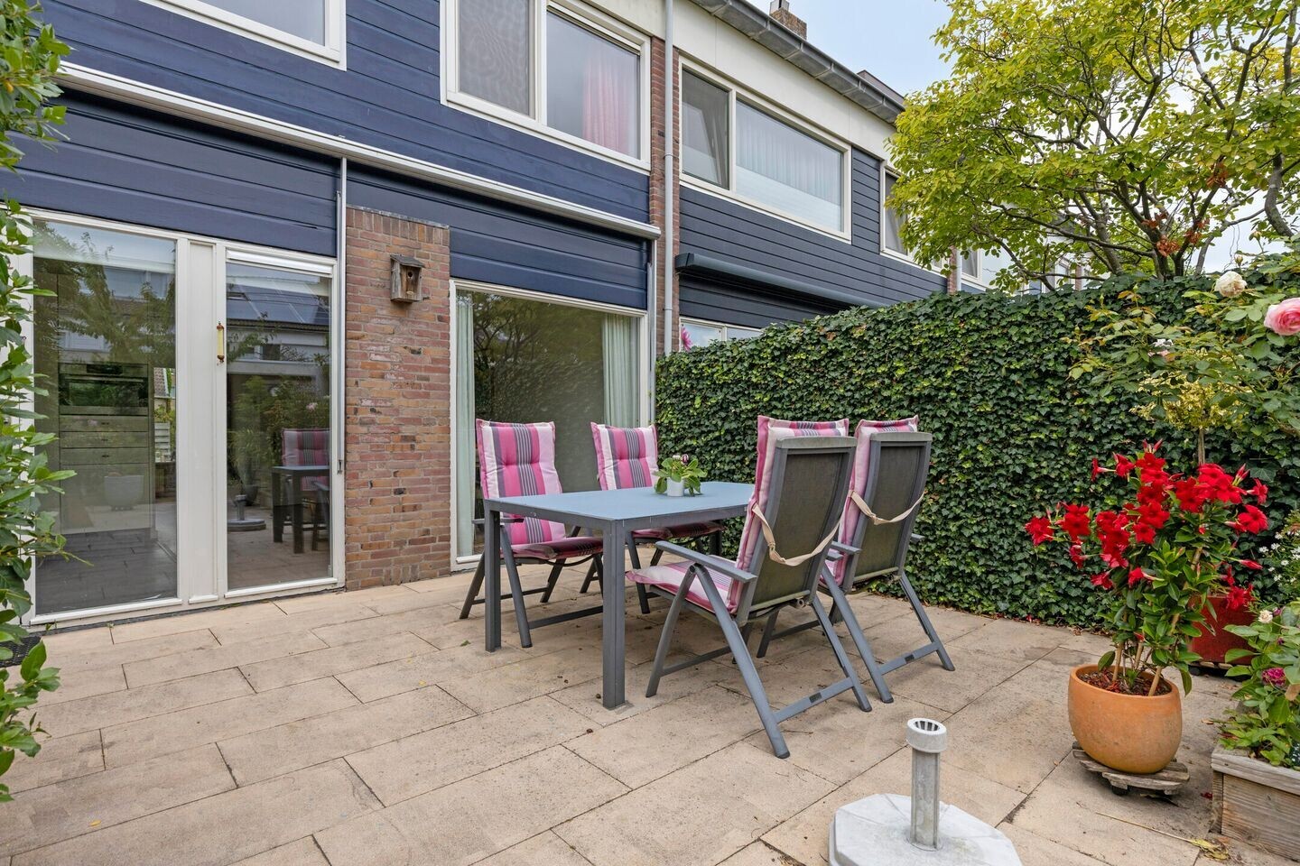Tussenwoning te koop: Zwanebloem 7, Castricum