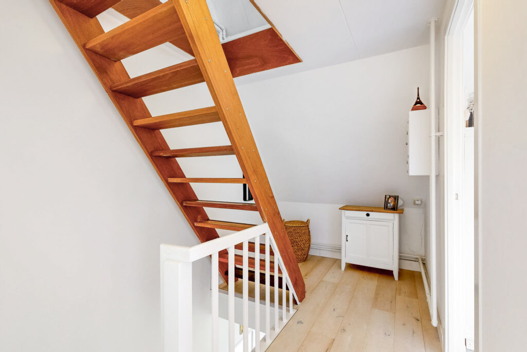 Twee-onder-één-kap te koop: Dusseldorperweg 136, Limmen