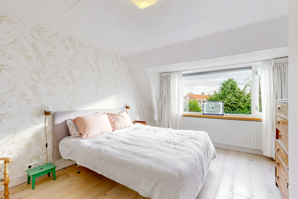 Twee-onder-één-kap te koop: Dusseldorperweg 136, Limmen