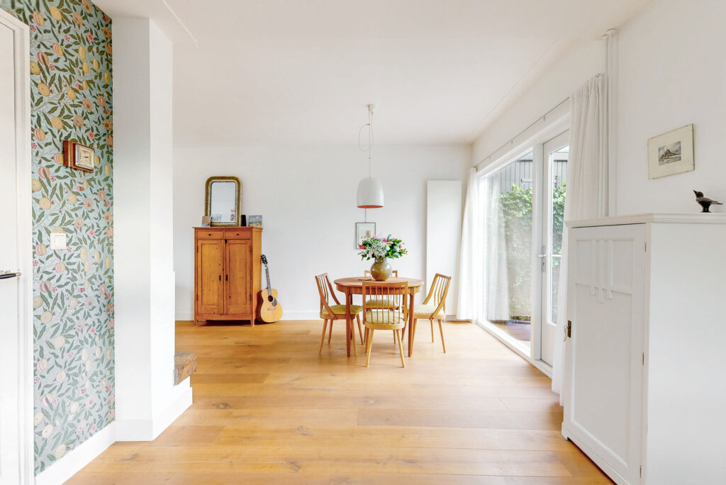 Twee-onder-één-kap te koop: Dusseldorperweg 136, Limmen