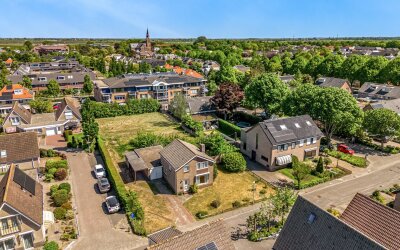 Middenweg 32