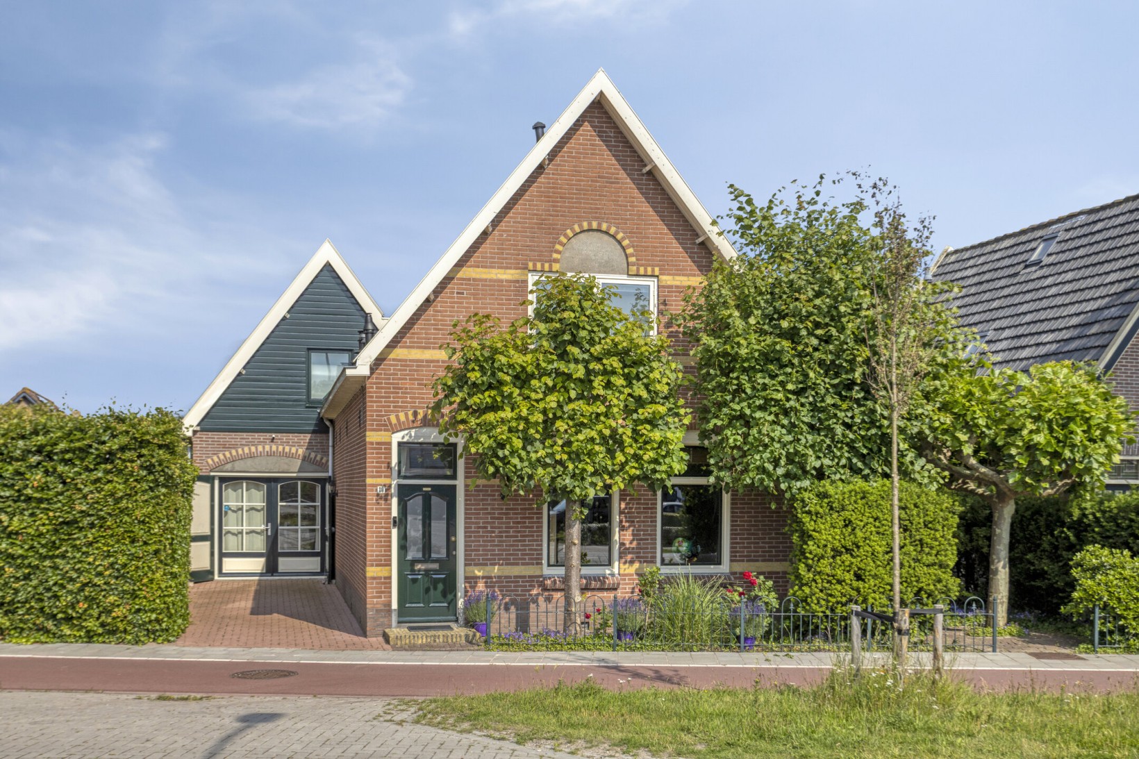 Vrijstaande woning te koop: Rijksweg 80, Limmen
