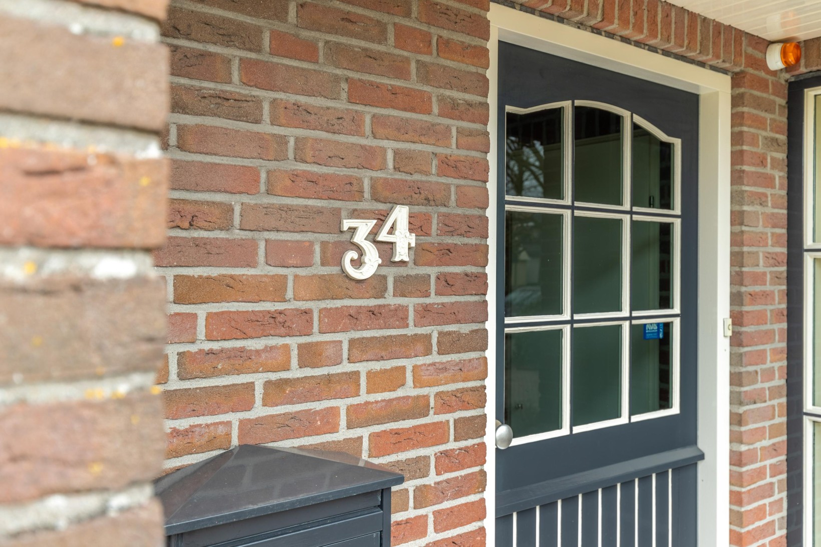 Vrijstaande woning te koop: Burgemeester Nieuwenhuijsenstraat 34, Limmen