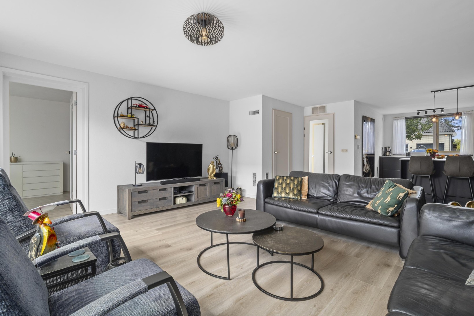 Tussenwoning te koop: Visweg 41, Limmen
