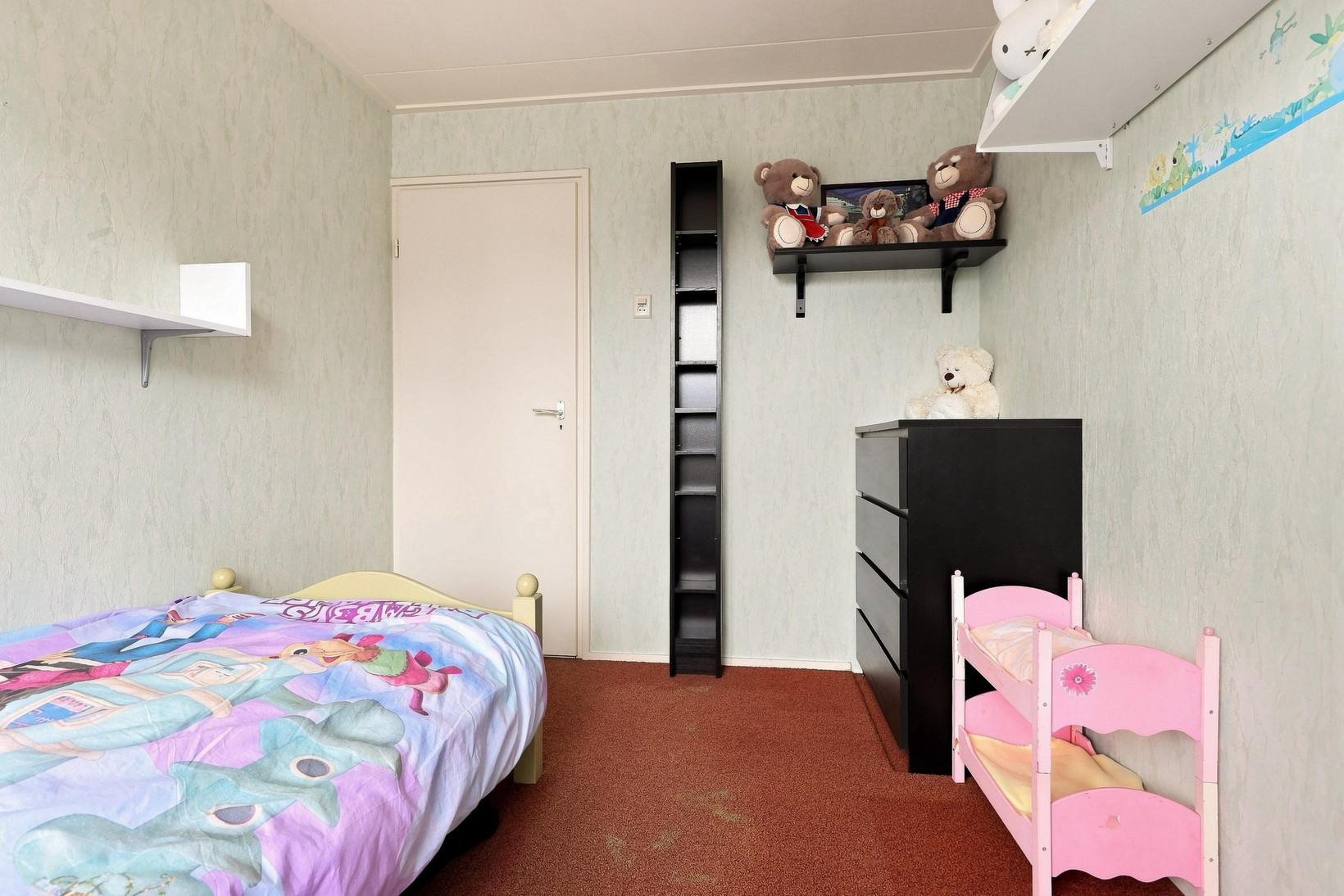 Tussenwoning te koop: Vredeburglaan 14, Limmen