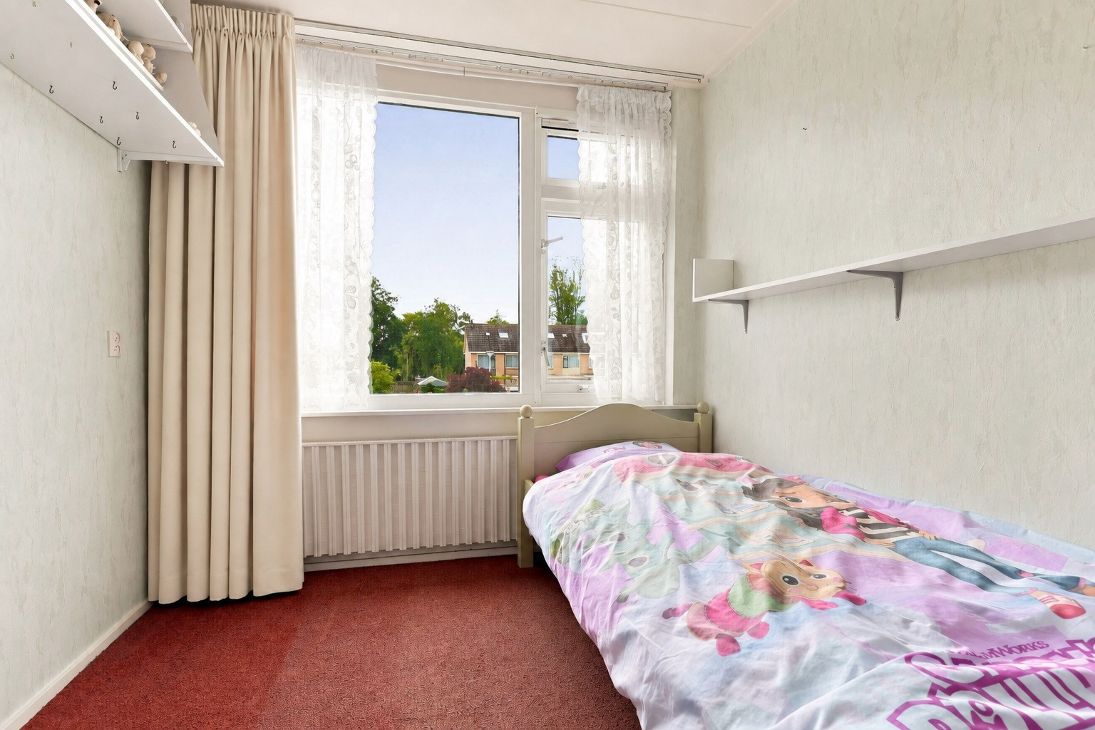 Tussenwoning te koop: Vredeburglaan 14, Limmen