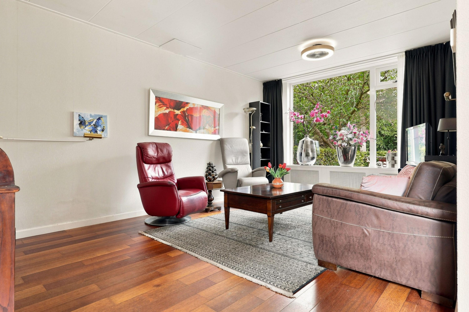 Tussenwoning te koop: Vredeburglaan 14, Limmen