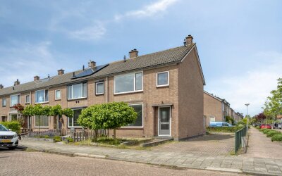 Huis te koop Van Alkemadelaan 15