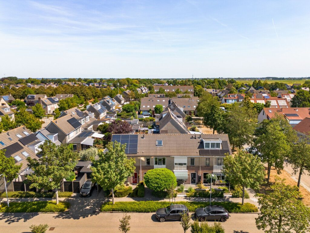 Tussenwoning te koop: Zomerschoon 30, Limmen