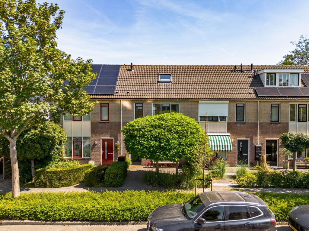 Tussenwoning te koop: Zomerschoon 30, Limmen