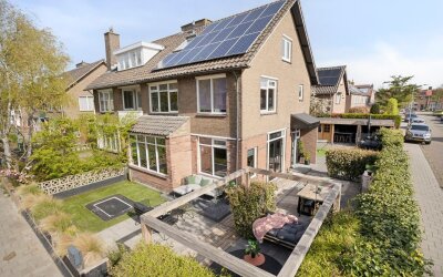 Burgemeester van Roosmalenstraat 31