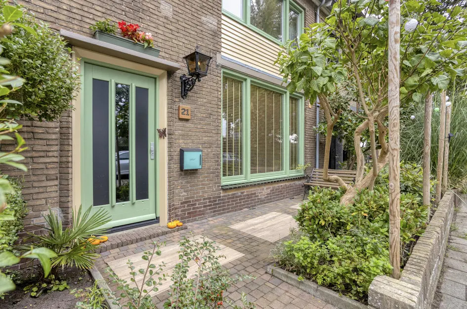 Hoekwoning te koop: Spoorlaan 21, Uitgeest