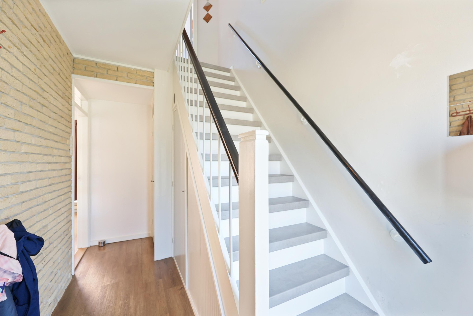 Tussenwoning te koop: Wethouder C. Kromstraat 18, Uitgeest