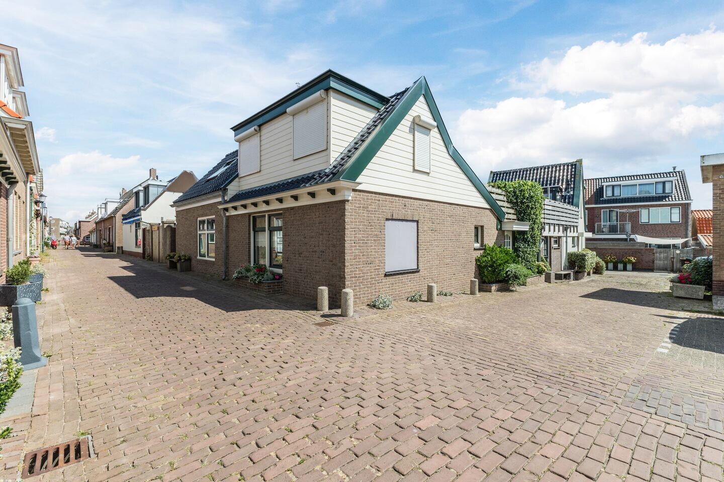 Tussenwoning te koop: Bergstraat 42, Egmond Aan Zee