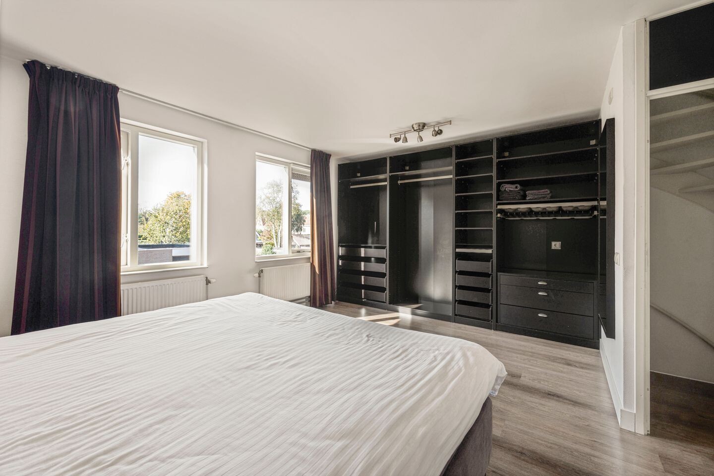 Tussenwoning te koop: Anna van Burenlaan 44, Egmond Aan Den Hoef